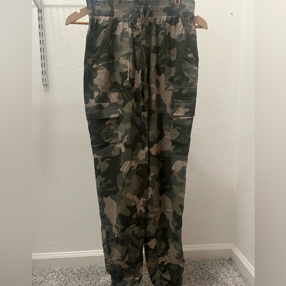 size small camo pants